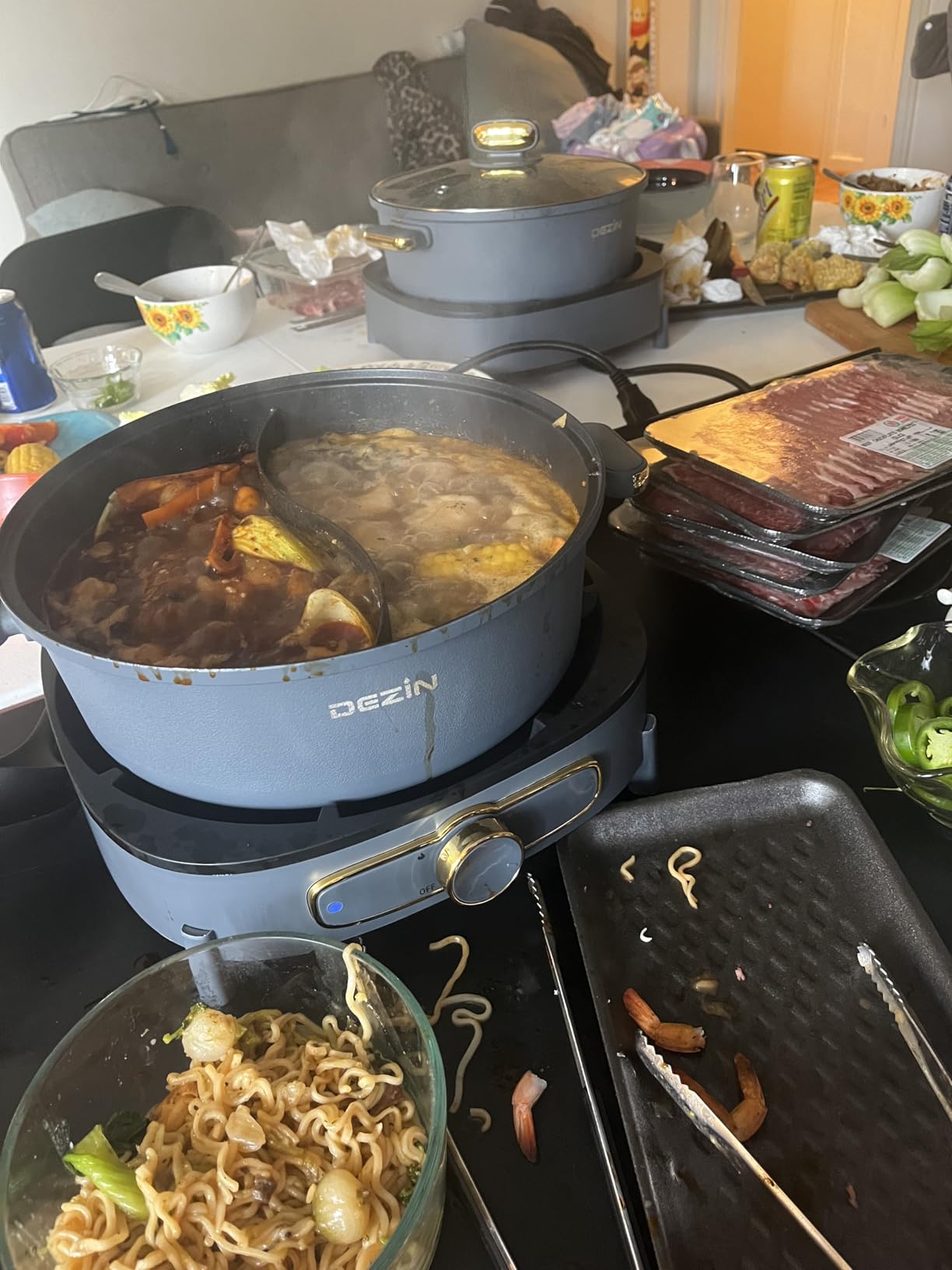 Dezin Hot Pot Electric with Divider, 6L Double-Flavor Shabu Shabu Pot, Dual Sided Removable Non-Stick Hotpot Pot Electric, 3 inch Depth Chinese Hot Pot with Multi-Power Control, 2 Silicone Ladles Included customer photo 2