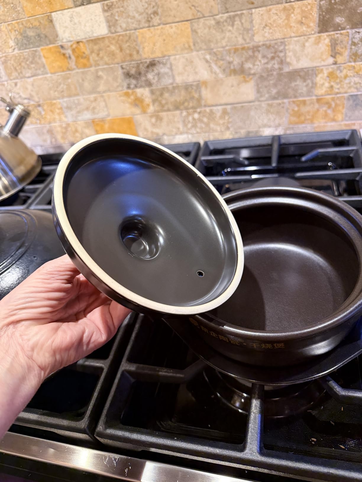 Korean Stone Pot, Ceramic Sizzling Hot Pot for Bibimbap Korean Stone Bowl with Lid and Trivet 40 oz Clay Pot for Cooking, Korean Cooking Pot, 1200ml, Black, for 1-2 people customer photo 2