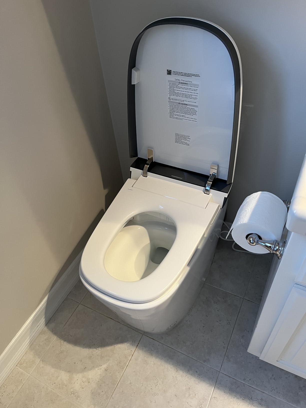 WOODBRIDGE Smart Toilet with 1000g MaP Flush Score, Foam Shield, Moving Dryer, ADA Comfort Height, Auto Flush, Blackout Flush, Auto Open & Close, Heated Seat, Bidet Toilet with Tank Built in (B0930S) customer photo 2
