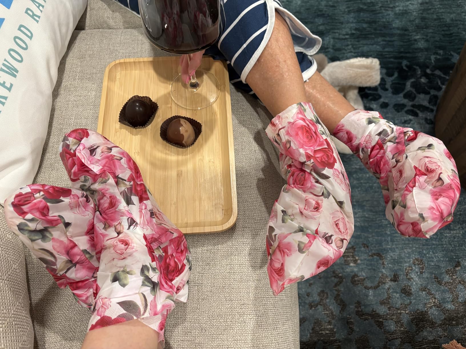 koelf Rose Petal Satin Foot Mask (5pairs) - Korean Skin Care, Intensive Nourishing Socks, Rose Scented Foot Repair Masks with Peptide, Collagen, Shea Butter, Urea for Smooth Feet, Foot Treatment customer photo 2
