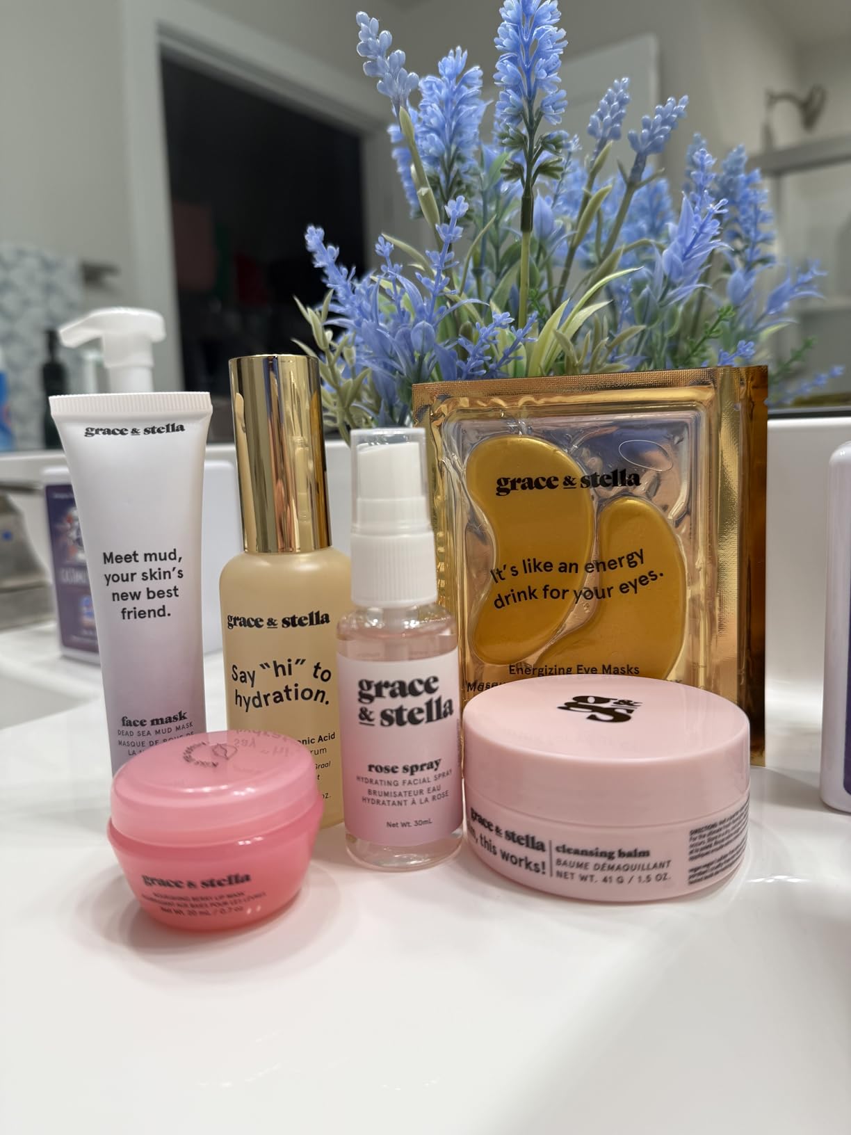 grace & stella Award Winning Skin Care Set - Birthday Gifts for Women, Travel Size Toiletries with Eye Masks, Hyaluronic Acid Serum, Lip Balm & More, Vegan Self Care customer photo 1
