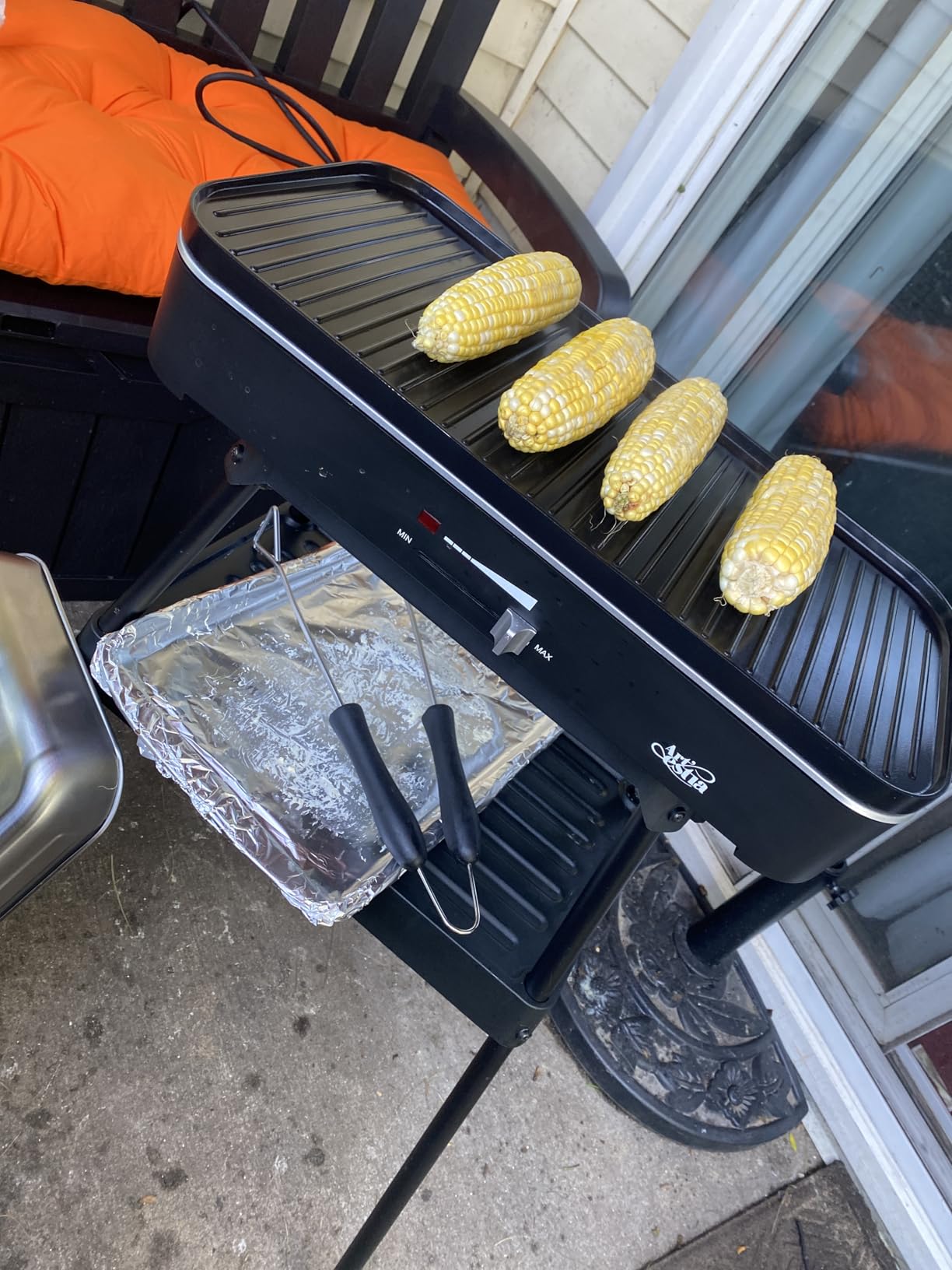 Artestia 1800W Compact Electric Grill for Apartment Balcony | Smokeless Indoor/Outdoor Grill for Small Patio, Condo & RV, Removable Nonstick Plate, Adjustable Temperature Control customer photo 2