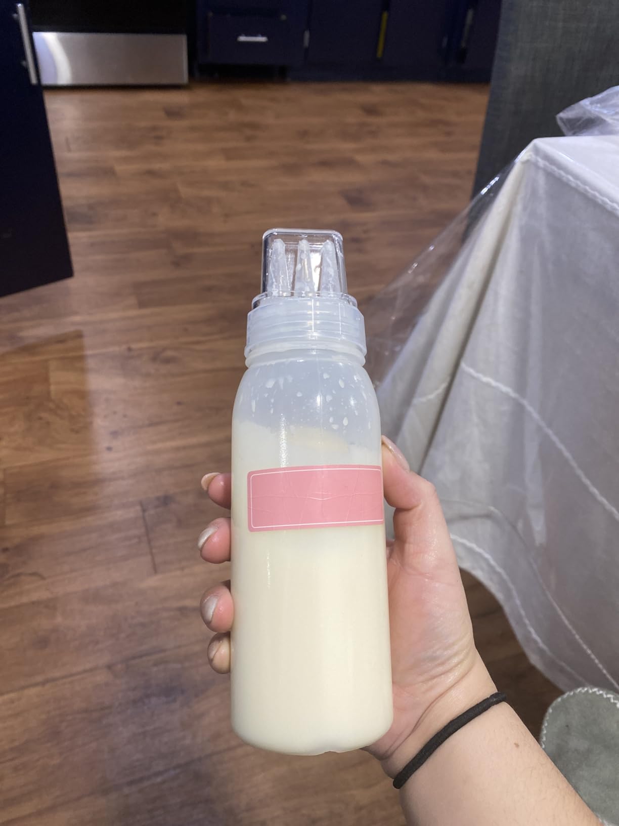 3 Hole Squeeze Bottles for Sauces Plastic Condiment Squeeze Bottles Ketchup Dispenser Salad Dressing Container Squirt Kitchen Squeeze Bottles for Oil BBQ Paint Pancake Art 3 Pcs 13oz/380ML customer photo 2