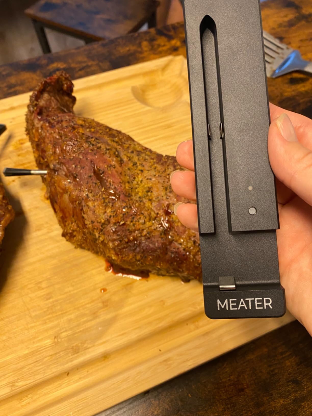 MEATER SE: 100% Wireless Smart Meat Thermometer | No Wires, No Fuss | 165ft Bluetooth Range | Dual Temp Sensors | Guided Cook System | Dishwasher Safe | Perfect for BBQ, Grill, Oven, Smoker customer photo 2