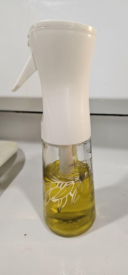 OLIVIA SIGNATURE Advanced Kitchen Oil Sprayer with Flairosol Technology, Fine Mist & Portion Control, Refillable Glass Olive Oil Cooking Spray Bottle for Air Fryer, Salad, BBQ, 200ml (Green, Gold) customer photo 1