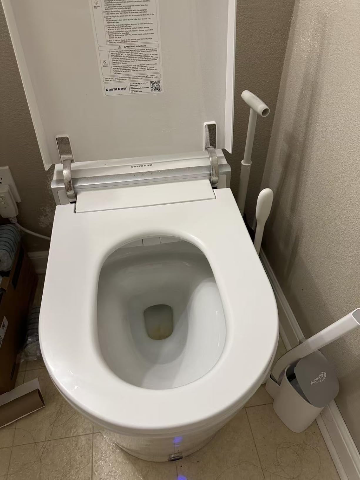 Casta Diva Smart Toilet with Bidet Built in, Bidet Toilet with Wider Heated Seat, Warm Water & Dryer, Foot Sensor Auto Flushing, Night Light, Remote Control 1.28GPF(CD-K020) customer photo 1