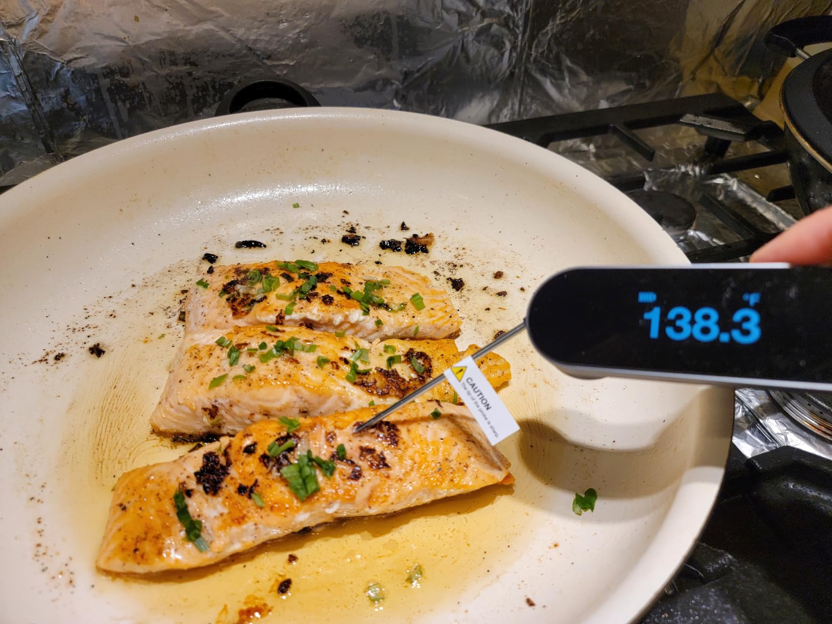 Typhur InstaProbe Core 0.5 Sec Instant Read Meat Thermometer Digital with Readable Display in Sunlight for Cooking, IP67 Waterproof for Grill, BBQ, Cooking, Smoker, Fathers Day Gift customer photo 2