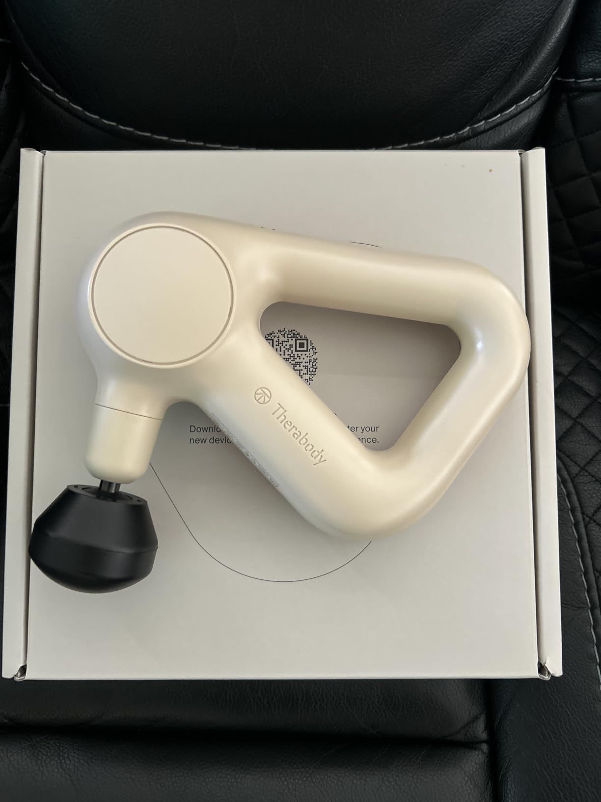 TheraGun Therabody Relief - Quiet Deep Tissue Therapy Massage Gun - Bluetooth Enabled, Electric Percussion Massage Gun & Personal Massager for Pain in The Neck, Back, Leg, Shoulder and Foot (Black) customer photo 1