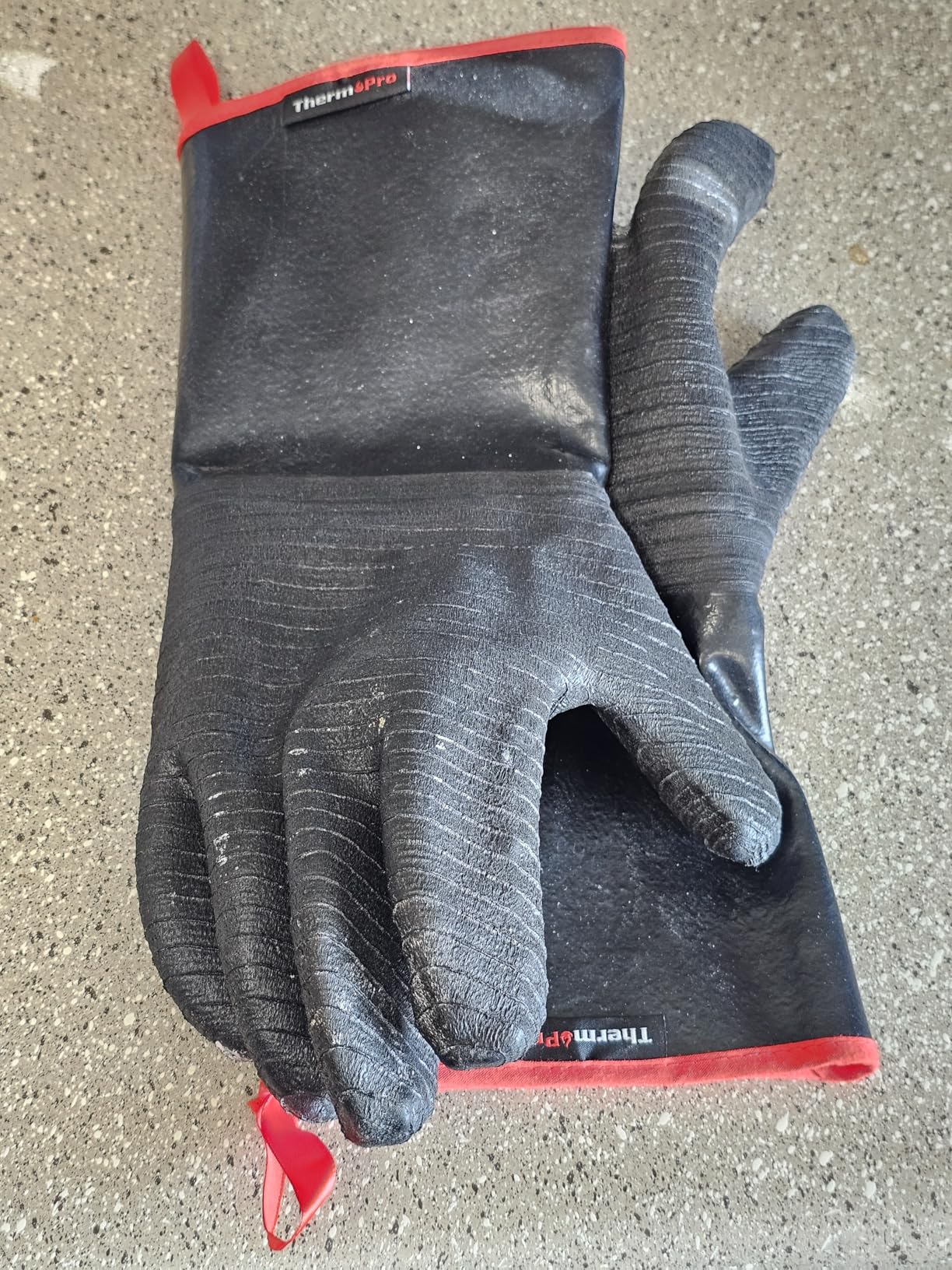 TempPro 932°F Heat Resistant BBQ Gloves, 14