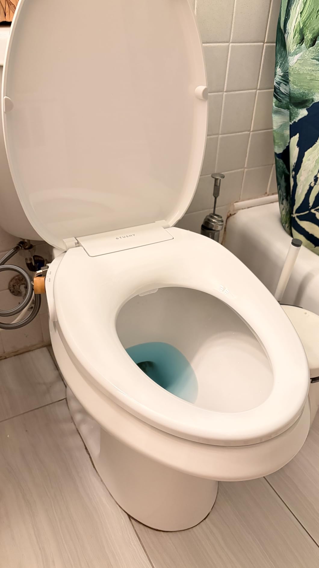 TUSHY Wave Non-Electric Bidet Toilet Seat: Sleek Round Design, Quick-Release for Easy Cleaning (DuoFlow Front & Rear Wash, Self-Cleaning Nozzle, Soft-Close Lid), 10-Min DIY Install, Bamboo Knob customer photo 2