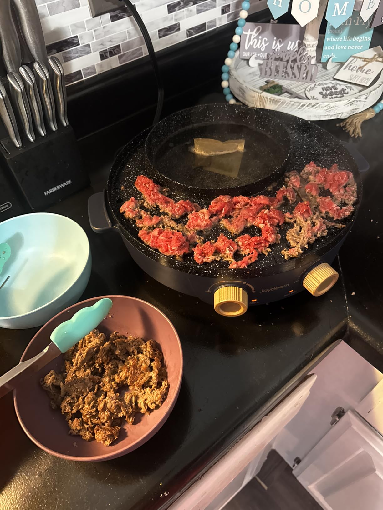Joydeem Electric Grill with Shabu Shabu Hot Pot, Compact Korean BBQ Hotpot Combo Machine, 2L Hot Pot, JD-SK3407 customer photo 2