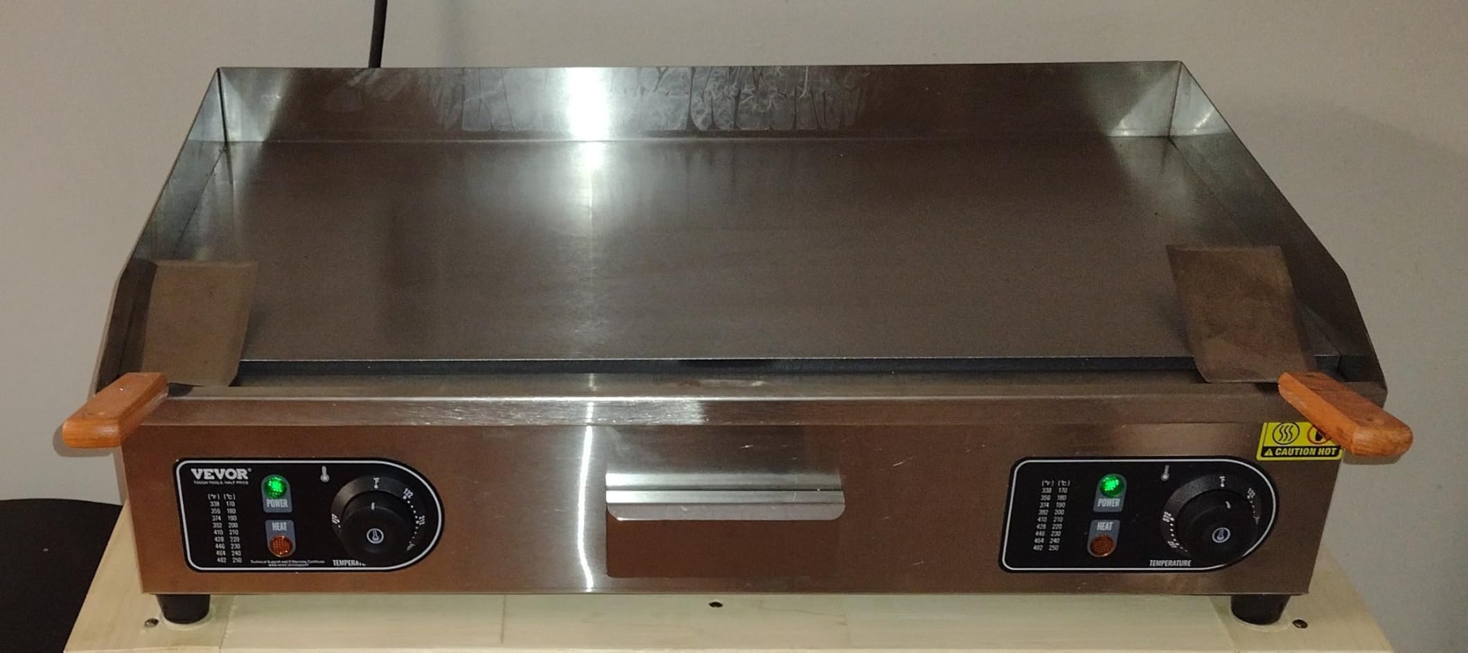 VEVOR Commercial Electric Griddle, 2800W Countertop Flat Top Grill, 122°F-572°F Adjustable Temp, 29in Stainless Steel Griddle Grill with 2 Shovels and 2 Brushes for Home or Restaurant(110V No Plug) customer photo 1