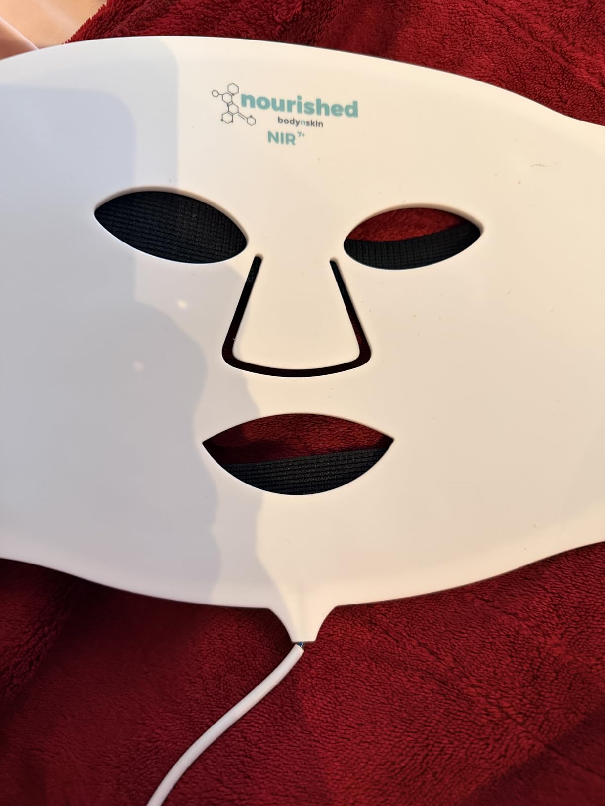 Nourished Bodynskin 7 Colors LED Face and Neck Mask with Near-Infrared - Blue, Red Light Therapy for Face - 912 LEDs - Skincare Tool for Anti-Aging customer photo 2