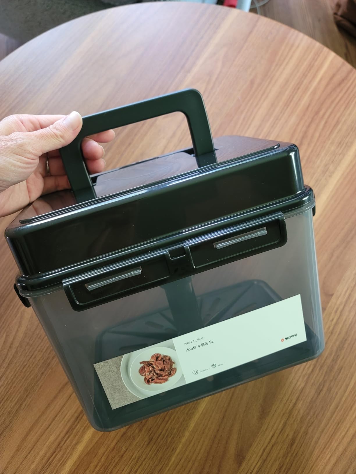 SMART Automatic Press Plate Food Storage Container for Kimchi Sauerkraut Pickle Fermentation Airtight Lid (4L / 1 gal) customer photo 1