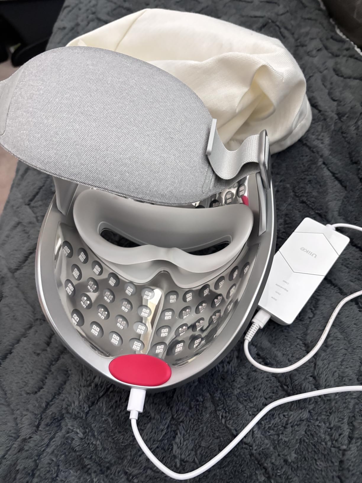 Ulike ReGlow LED Face Mask, Red Light Therapy for Face, Red, Blue, Yellow & Infrared Light Therapy for Acne & Anti-Ageing, Cordless, Remote Control, Eye Protection, Home Skincare Device customer photo 2