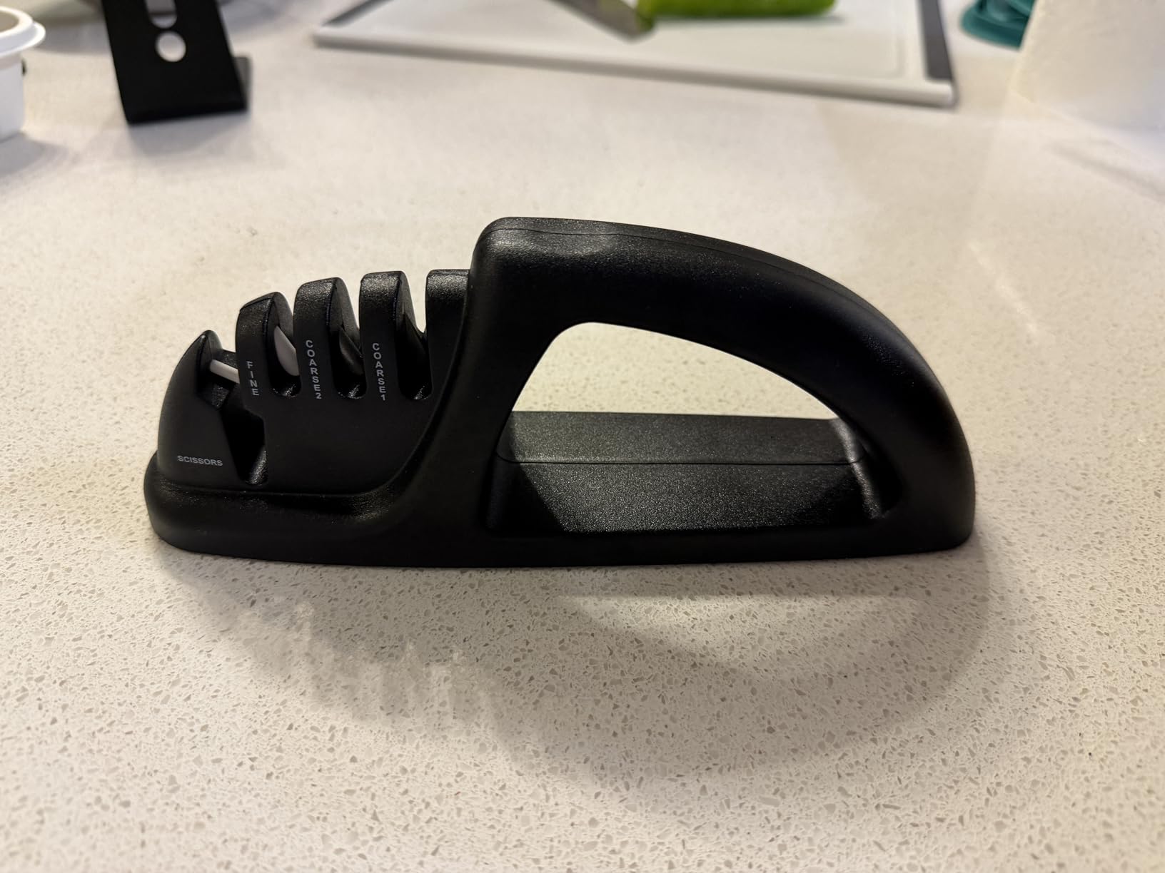 Amazon Basics 4-in-1 Knife Sharpener with Non-Slip Base, Includes Safety Glove customer photo 1