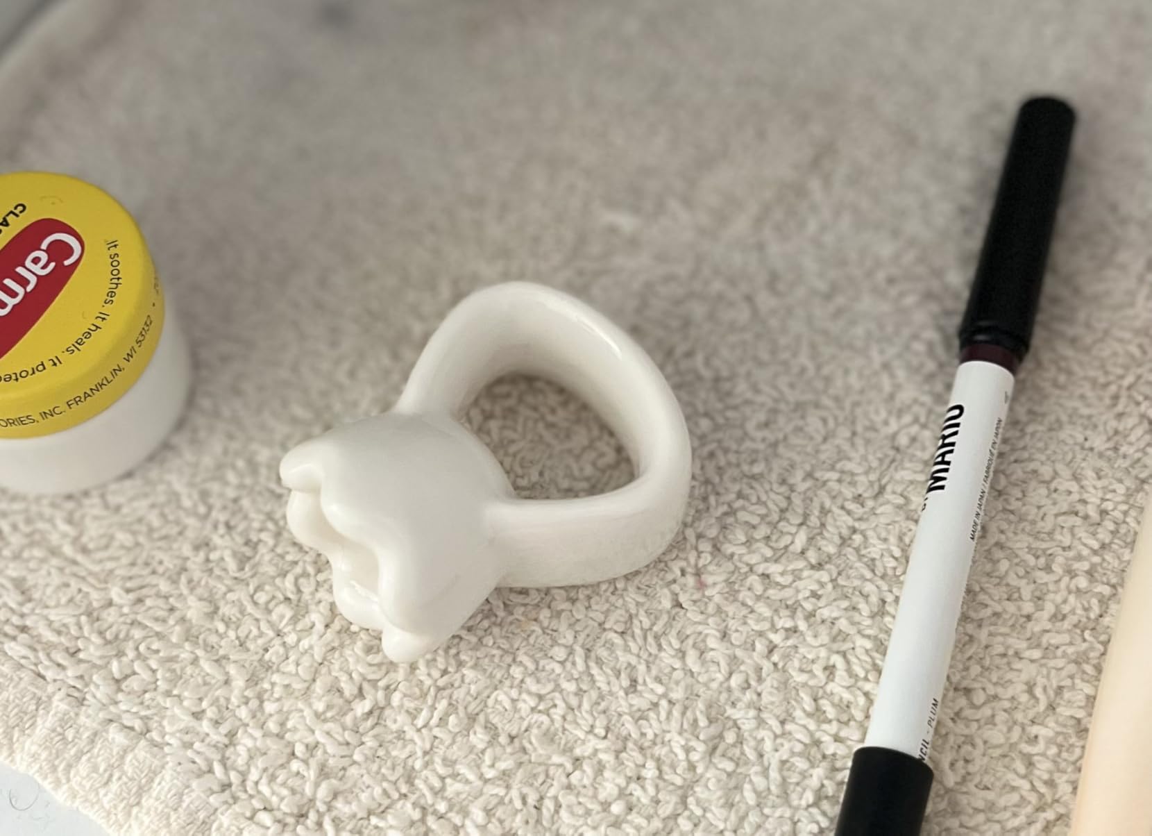 HAUA Ring Gua Sha, Korean facial tools, Premium Natural Ceramic, Massager, Multi-use Face & Body, Valentine's Day Gifts for Woman | 2oz customer photo 1