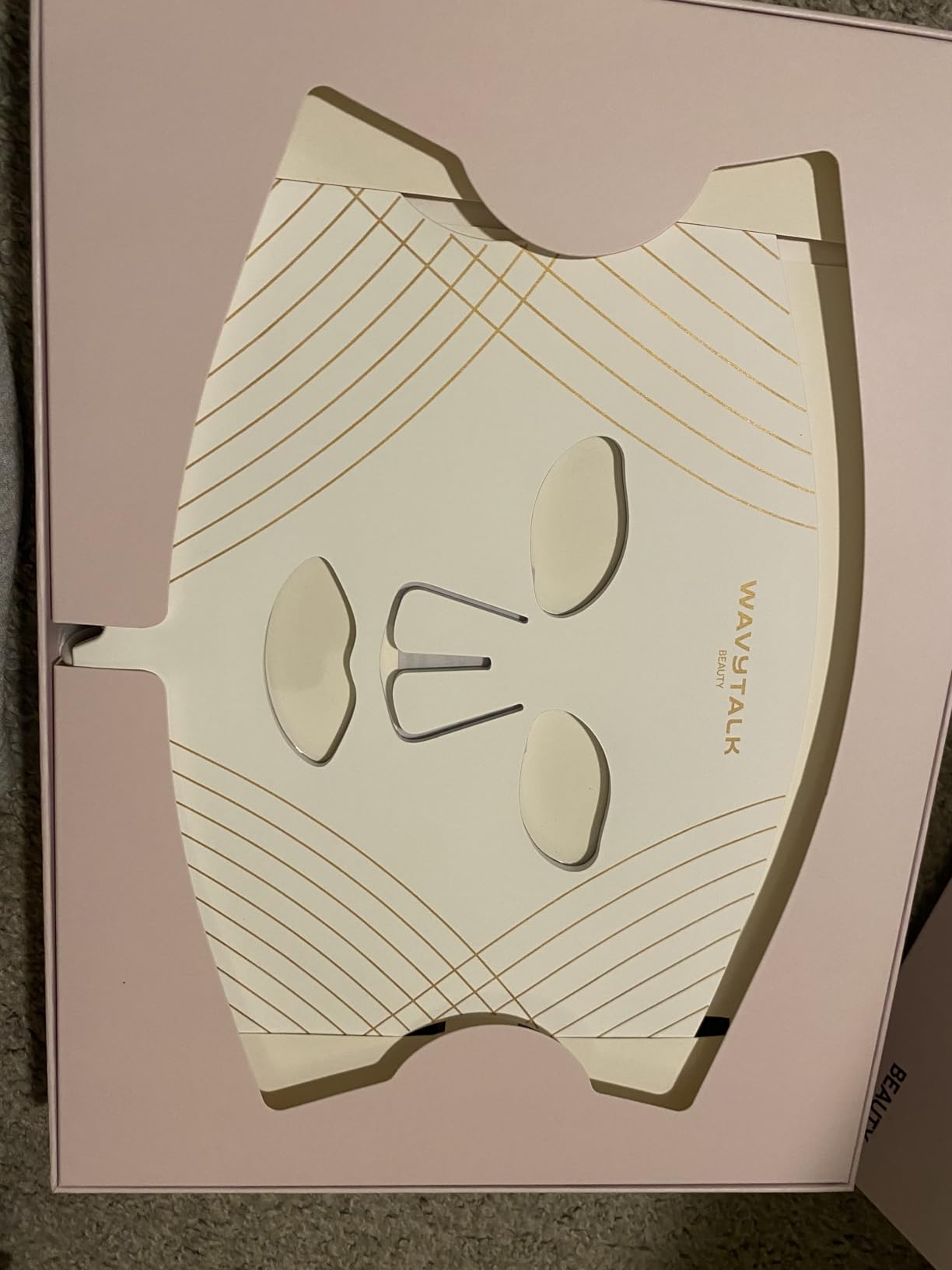 Wavytalk Red Light Therapy Mask for Face, Glow Time LED Face Mask Light Therapy for Anti-Fine Line, Acne, Skin Rejuvenation with Red, Near-Infrared Light, Blue and Amber Light Therapy (White) customer photo 1