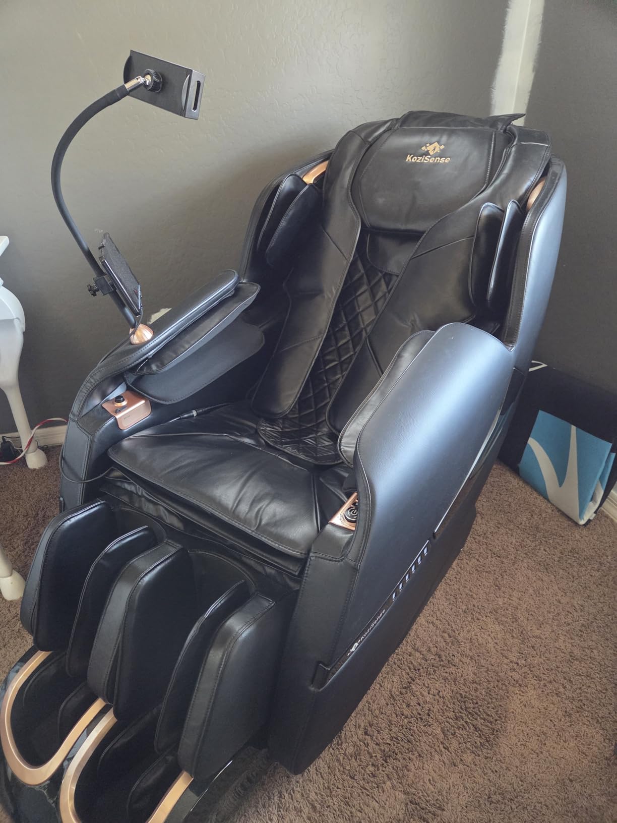 KoziSense A18 3D Massage Chair Full Body, Zero Gravity SL-Track Shiatsu Massage Recliner Chair with Heat, AI Control, Body Scan and Calfrest Extension (Upgraded) customer photo 2