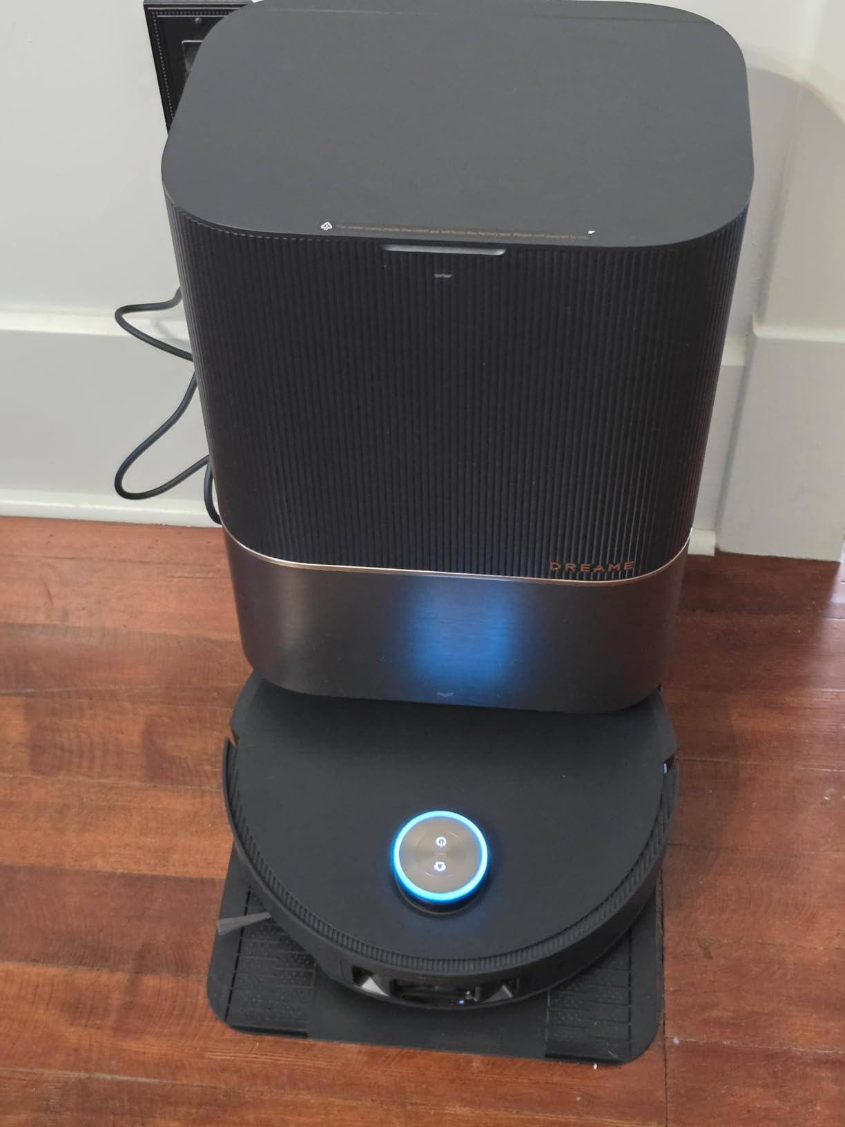 Dreame X50 Ultra Complete Robot Vacuum and Mop with Auto-Empty and Mop Self-Cleaning, 20,000Pa Suction, Obstacle Avoidance and 360 Navigation, Corner to Edge Deep Cleaning, Detangling Brush (Black) customer photo 2