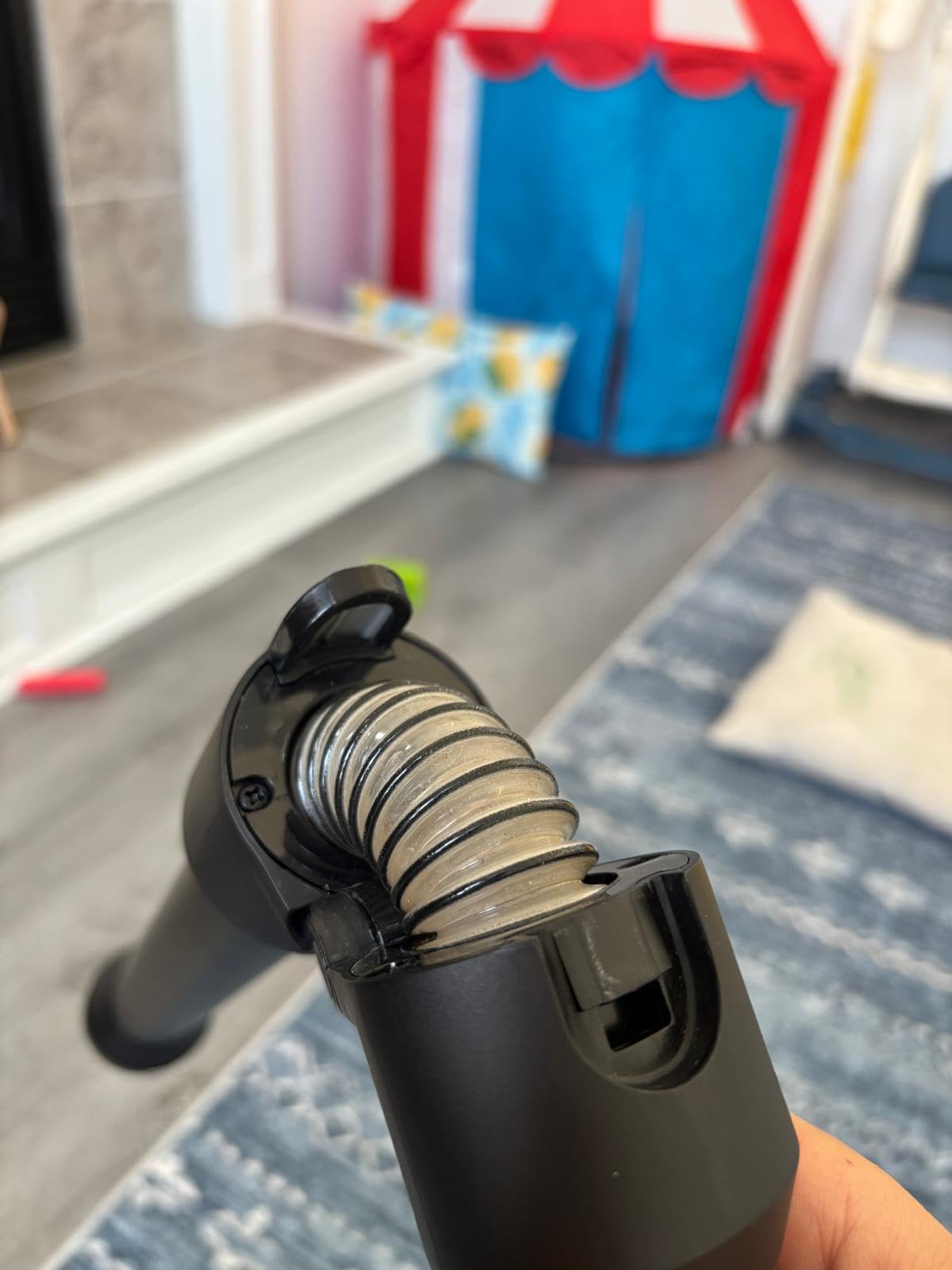 Roborock H60 Ultra Cordless Stick Vacuum Cleaner, Upgraded 210AW Suction Stick Vacuum with 90-Min Runtime, 90 Degree Bendable Tube, LED Dust Detection, Vacuum Cleaner for Carpets, Hard Floors & Pet Hair customer photo 1