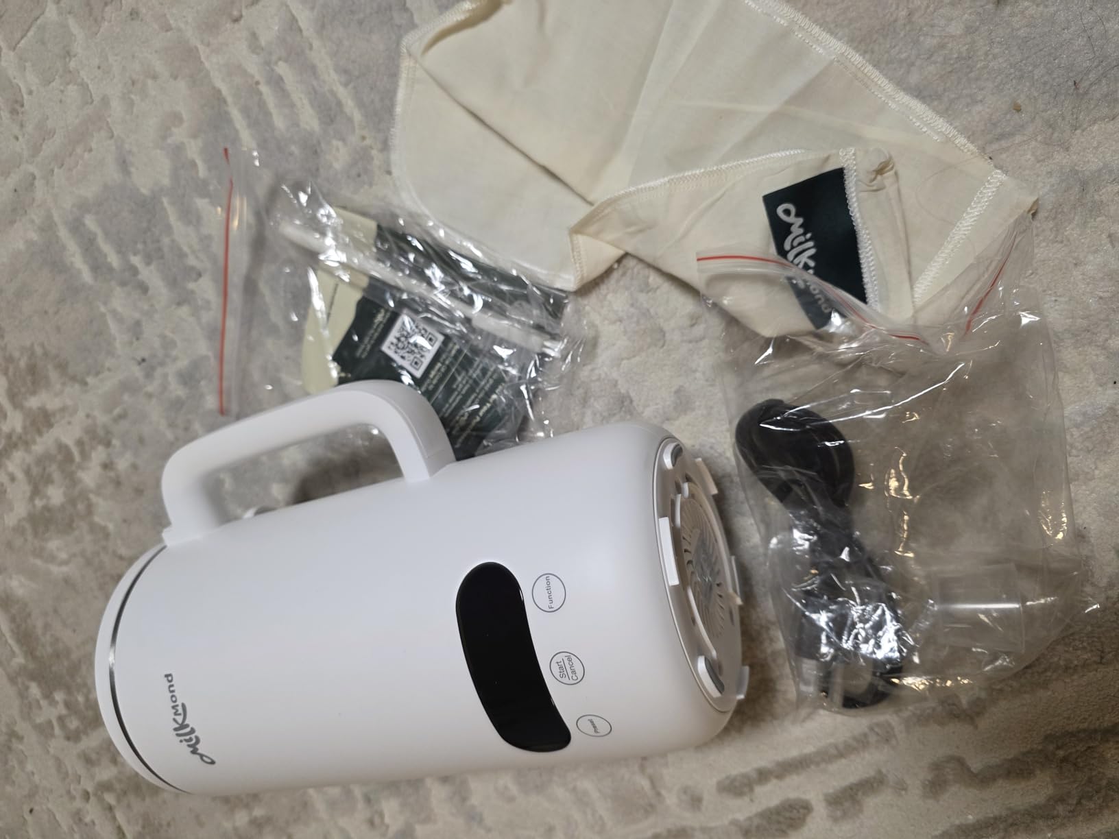 8-in-1, Nut Milk Maker Machine, Creamy Almond Milk, Oat Milk, Soy Milk, Soup Maker & Smoothies | 10 Stainless Steel Blades, Auto-Clean, Boil Water/Keep Warm | 12-Hour Delay Start, 32 oz customer photo 1