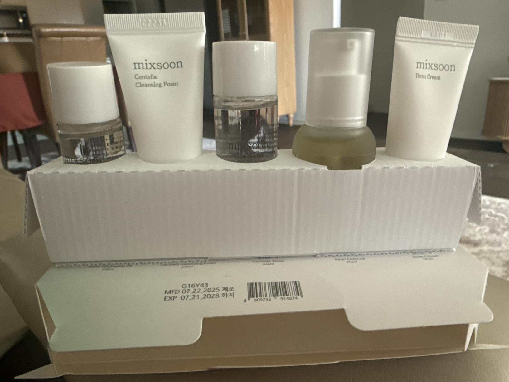 mixsoon Pure Glow Essentials Set - 5-Step Skincare Kit - Travel size kit, Hydrating Skincare Gift Set (15ml*1+20ml*3+30ml*1) Korean Glass Skin Care customer photo 1