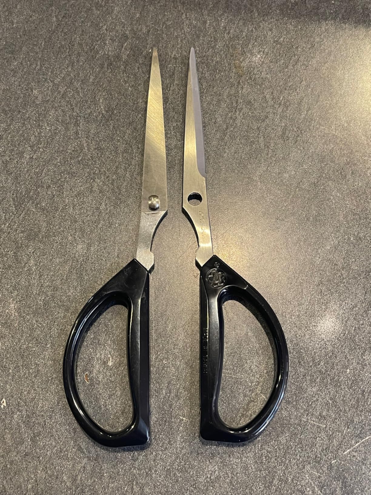 Joyce Chen Deluxe Unlimited Kitchen Scissors All Purpose Kitchen Shears with Japanese Stainless Steel Blades, 8-inch Overall Length, Dark Olive customer photo 1