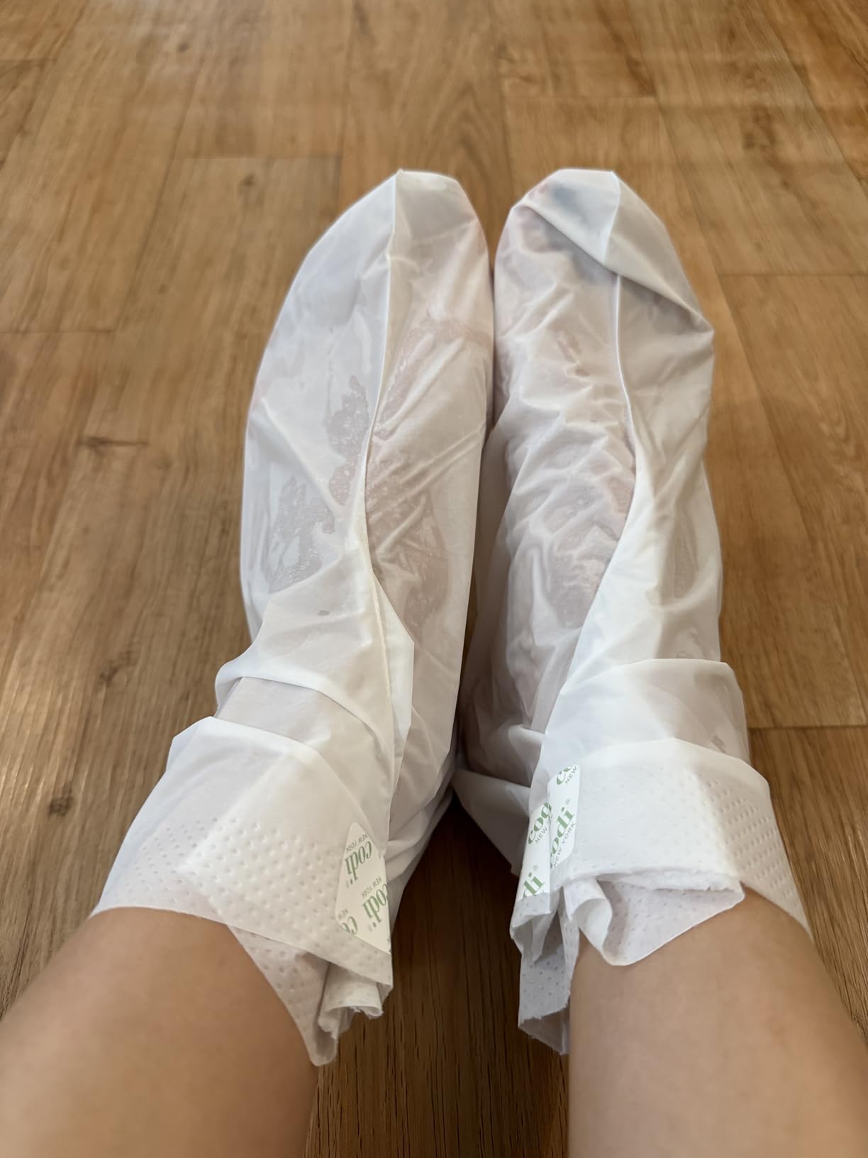 Relaxing Aroma Foot Mask, Home Spa Moisturizing Pedicure Socks, 6 Pairs, For Dry Cracked Heel, Hydrating Foot Treatment, Made in Korea (Lavender) customer photo 1