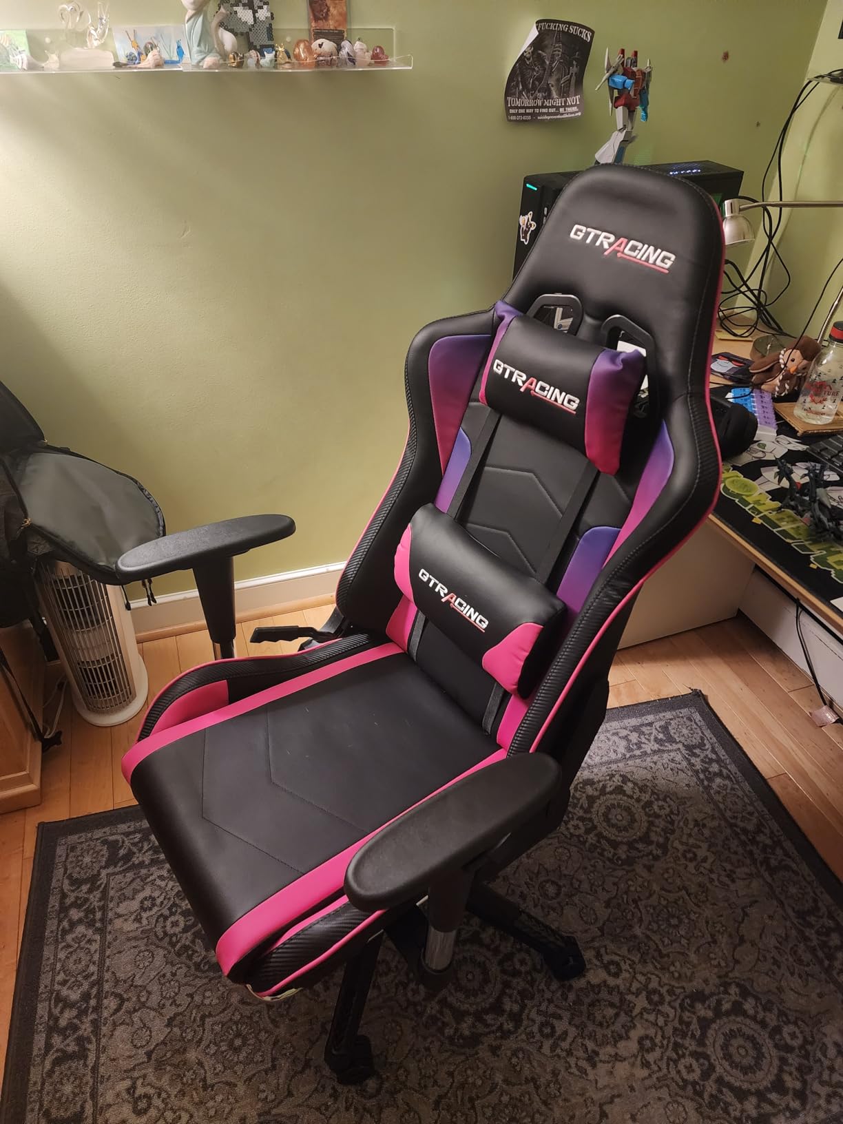 GTRACING Gaming Chair with Bluetooth Speakers, Adjustable Backrest and Height, 3D Armrests, Footrest, Ergonomic Computer Chair for Gamers (Brick Red) customer photo 1