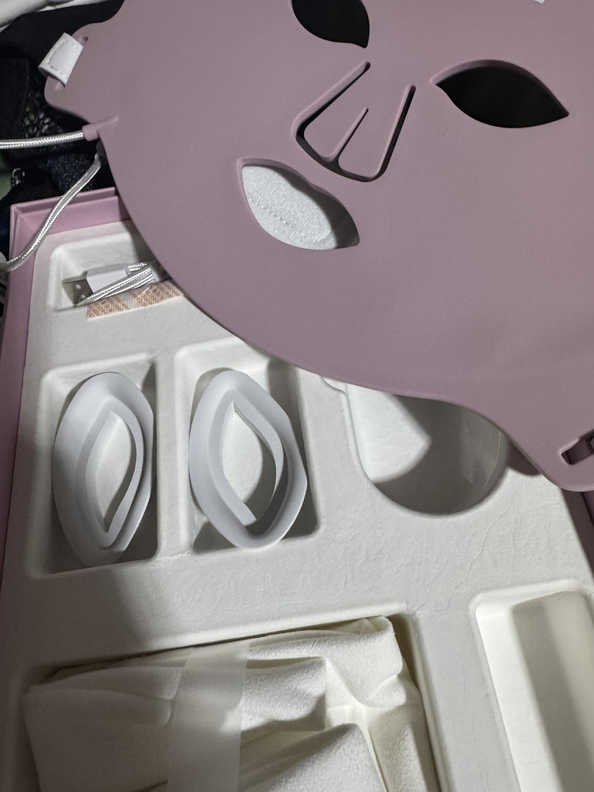 Solawave LED Light Therapy Face Mask - Amber, Red, Deep Red & Near-Infrared | FDA-cleared for full-face wrinkles. Hands-free, 3-min sessions. customer photo 1
