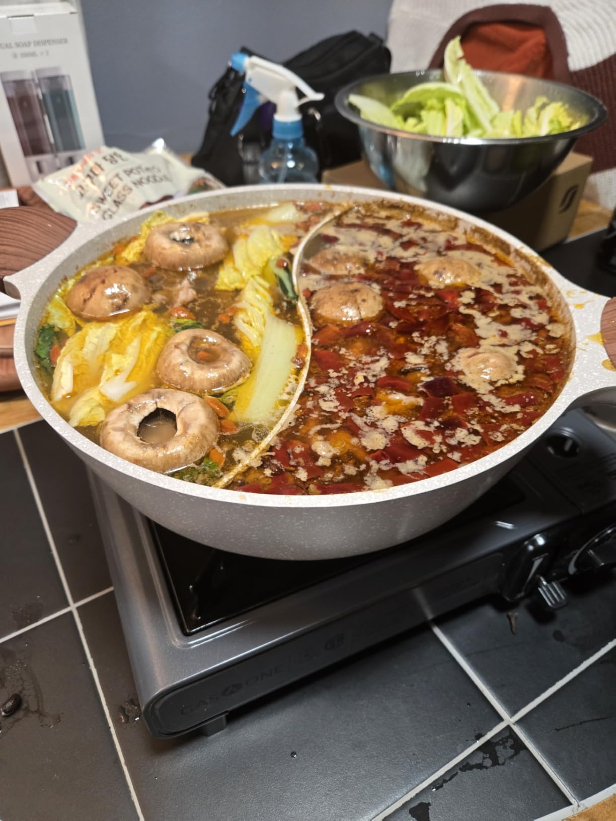 CAROTE Hot Pot with Divider Double Flavor Divided Stockpot with Glass Lid, Dual Sided Nonstick Stock Pot, Shabu Shabu Pots, Cookware for Induction Cooktop Gas Stove, 4.5-QT customer photo 1