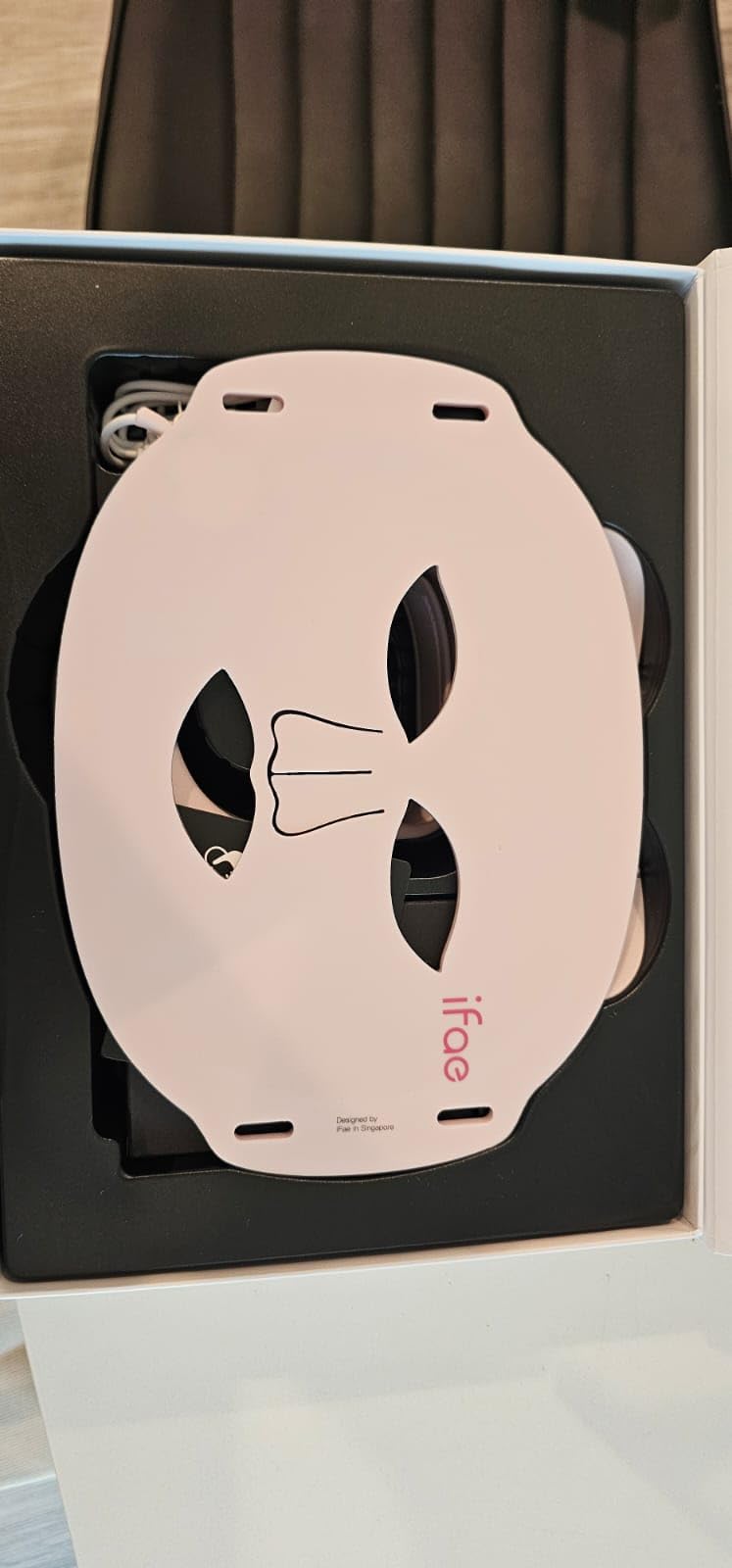 IFAE Red Light Therapy for Face and Neck, Red Light Therapy Mask with 850nm Infrared (NIR) Portable Led Face Mask with Eye Protection and Remote for True Anti-Wrinkles Skincare at Home Pink customer photo 2