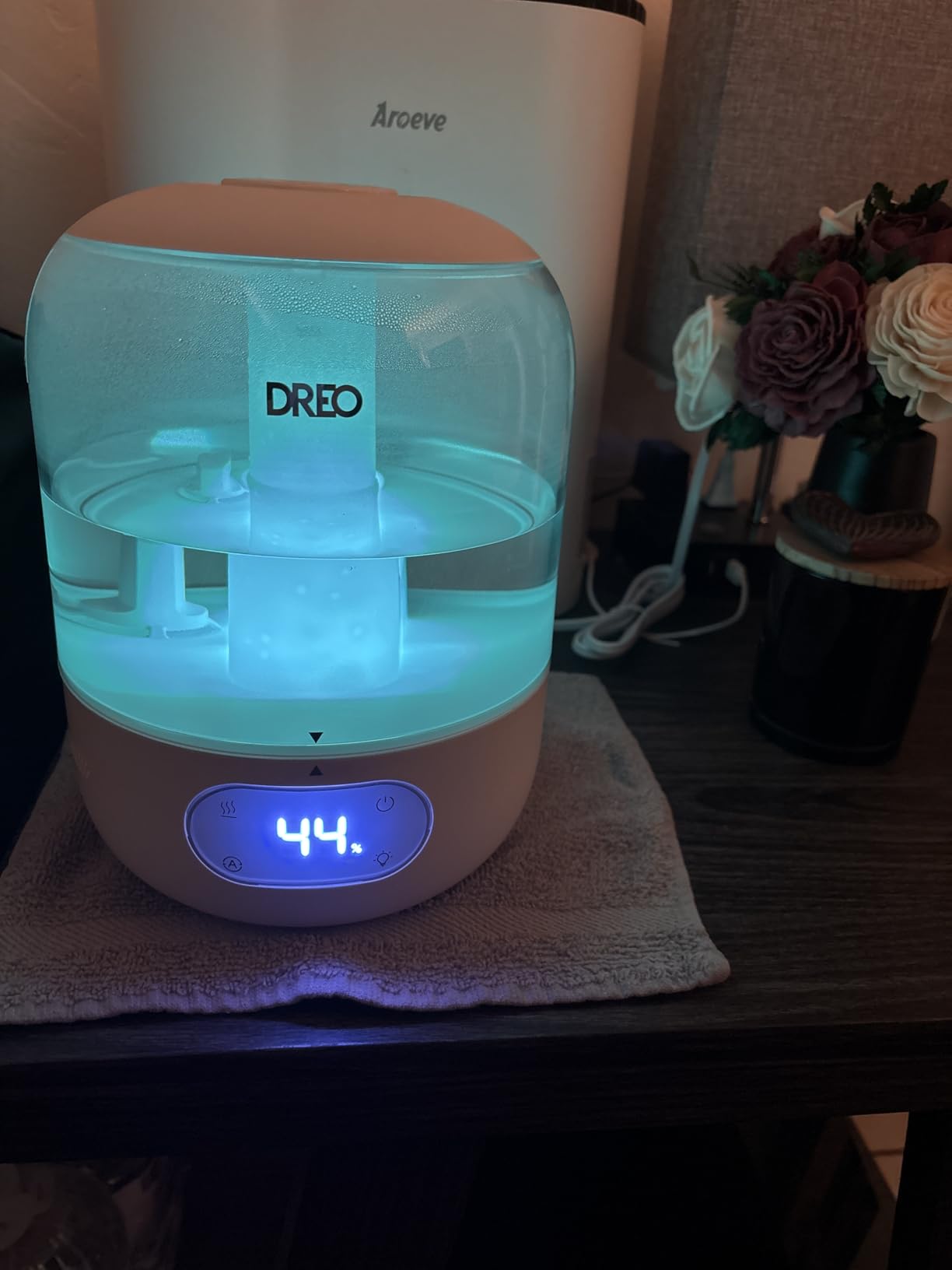 DREO Humidifiers for Bedroom, 3L Top Fill 30H & 26dB Quiet Runtime for Large Room, Cool Mist Ultrasonic Humidifier with Humidity Sensor, Night Light for Home, Baby, Nursery, Plants, New Edition customer photo 1