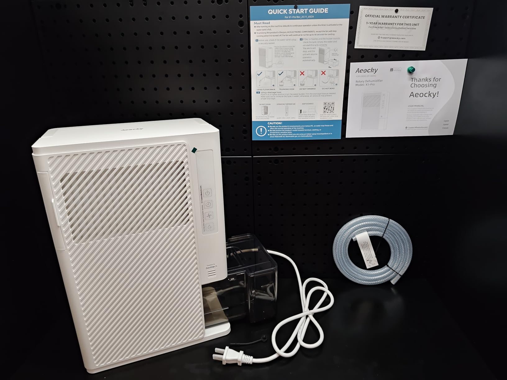 AEOCKY 1000 Sq.Ft Rotary Desiccant Dehumidifier, 85oz Water Tank, Never Frost, Small dehumidifier for Bedroom, Bathroom, Closet, RV, Room, with Drain Hose, Intelligent Humidistat, Quiet (White) customer photo 1