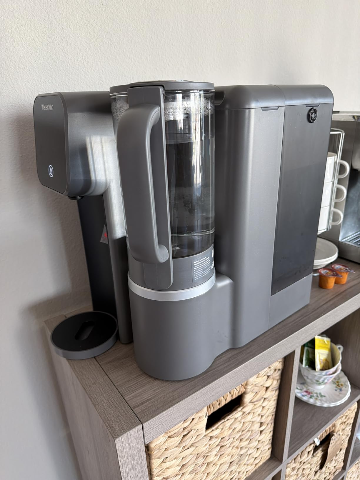Waterdrop M6H Instant Hot Reverse Osmosis System Countertop Water Filter, 7-Stage, NSF/ANSI 58 & 372 Certified, 3:1 Pure to Drain Ratio, 5 Temperature Options, RO System with Glass Pitcher, BPA-Free customer photo 2