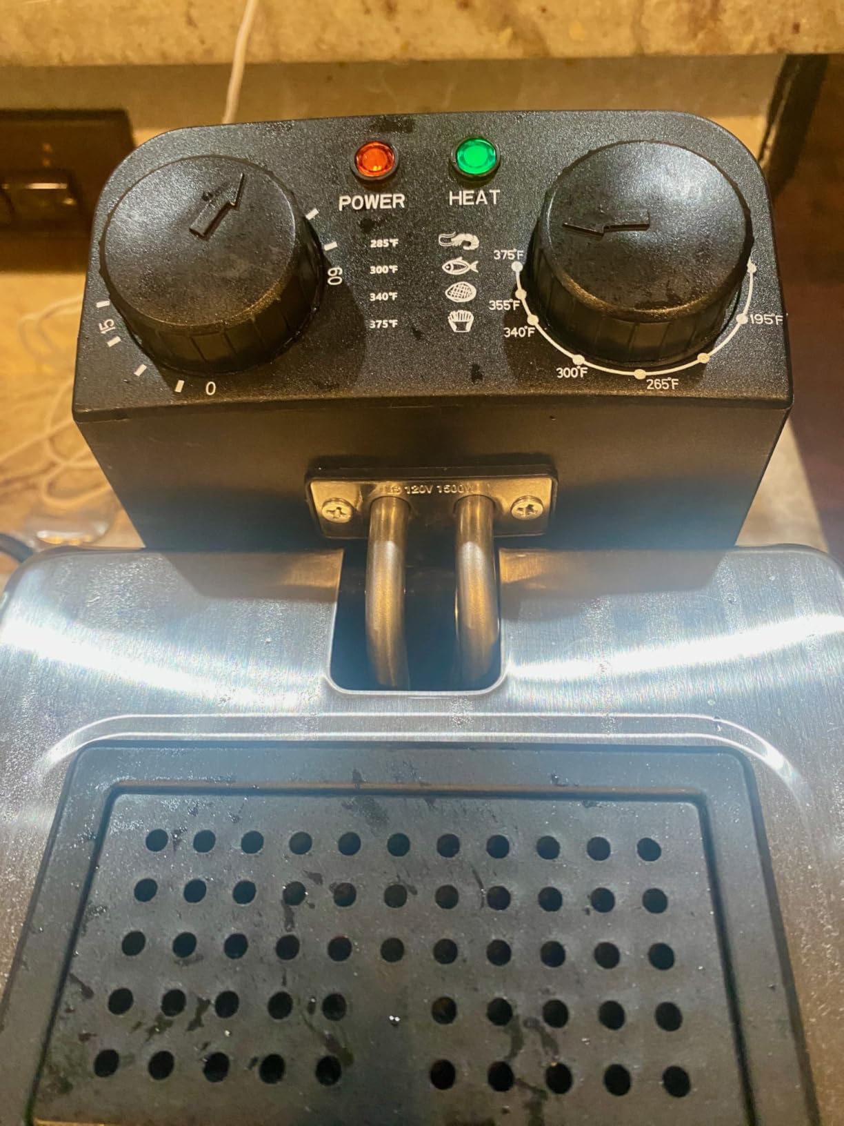 CATTLEMAN Electric Deep Fryer with Basket, 1600W, 3L Small Deep Fryer with Oil Filtration for Home Use, Timer & Temp Control, Viewing Window, Stainless Steel, Fine Mesh Strainer, Oil Storage Container customer photo 2