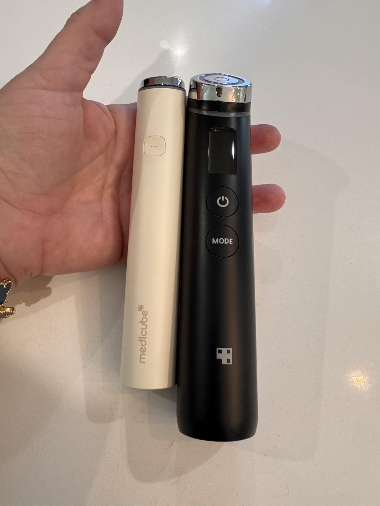 Medicube Booster Pro Mini Plus | 3-Mode Portable Korean Skincare Device | Beige customer photo 1