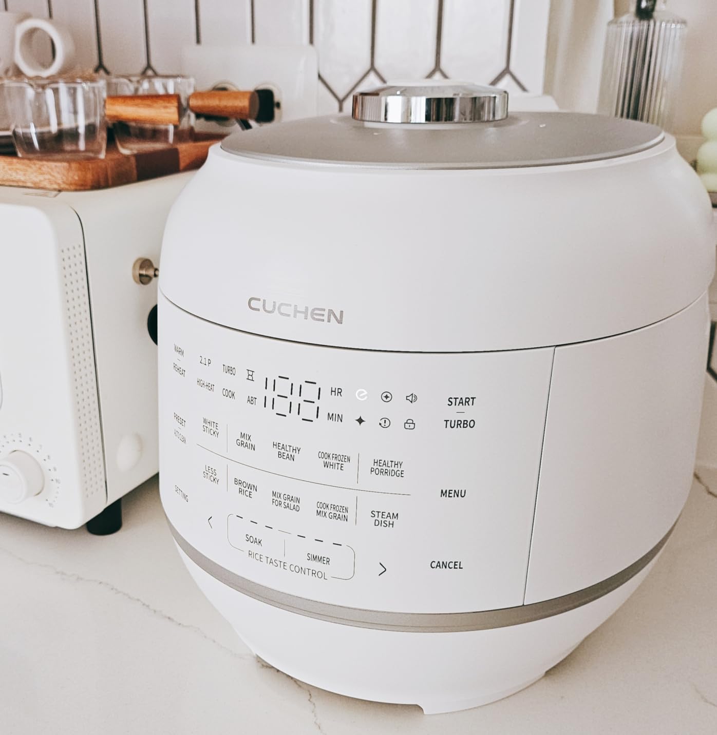 Cuchen CRT-RPD0610IEWUS IH Pressure Rice Cooker 6 Cup - 2.1 Bar Ultra High-Pressure Cooker for Multi-Grain & White Rice - 316Ti Stainless Steel Inner Pot, Induction Heating, Made in Korea, White customer photo 2