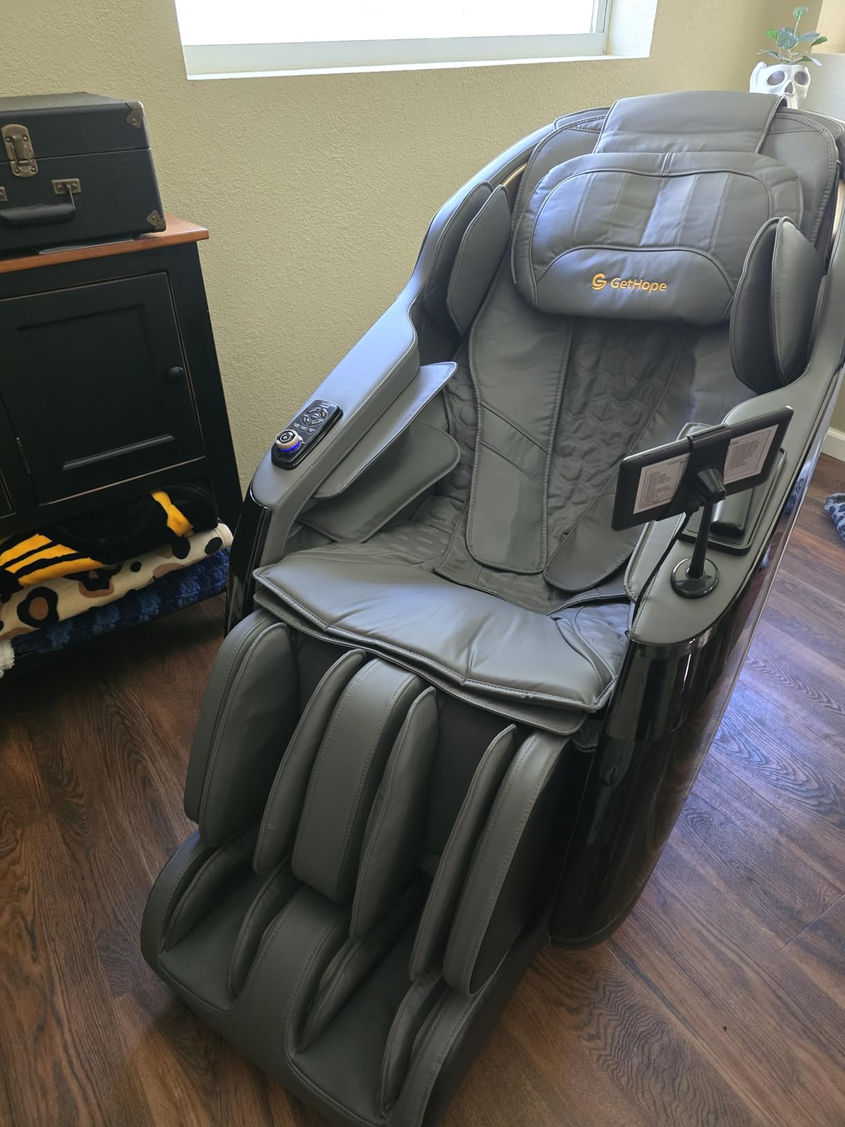 4D Massage Chairs Full Body - 53.2