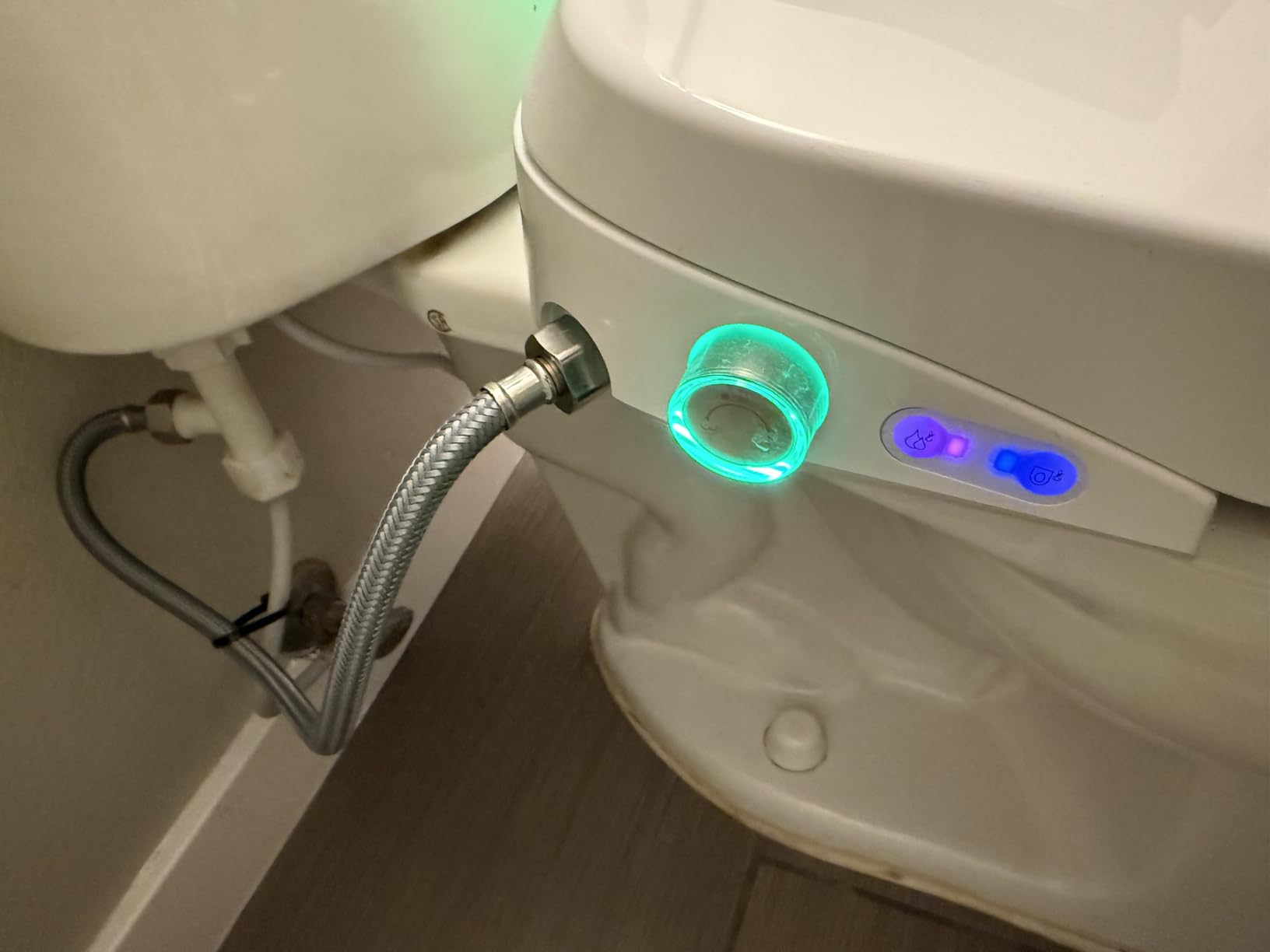 GAICOM Electric Bidet Toilet Seat Elongated, Smart Heated Toilet Seat with Instant Warm Water, Warm Air Dryer, Front & Rear Wash, Remote Control, Soft Close, Self-Cleaning Nozzle, Night Light customer photo 1