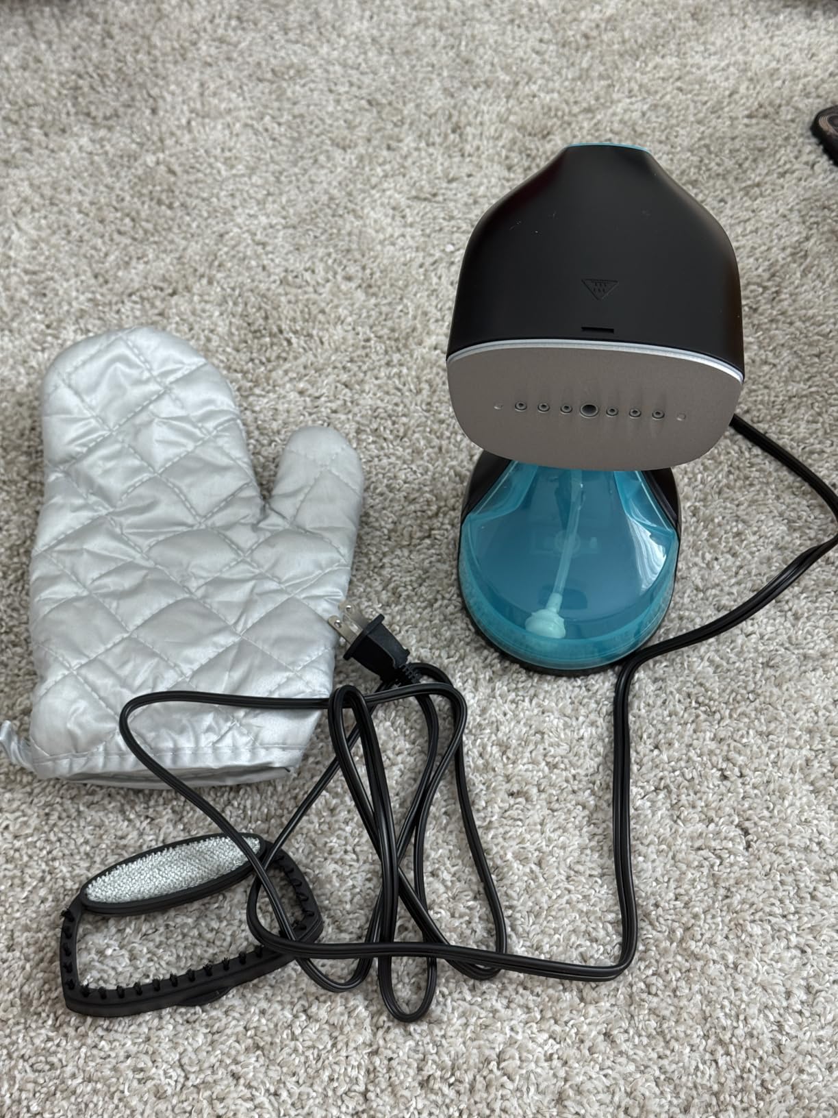 Steamer for Clothes - 1900W Strong Penetrating Steam & Fast Wrinkle Remover Portable Handheld Garment Steamer 3 Steam Settings, Fabric Brush & 300ml Big Capacity, Clothes Steamer Iron for Home Travel customer photo 2