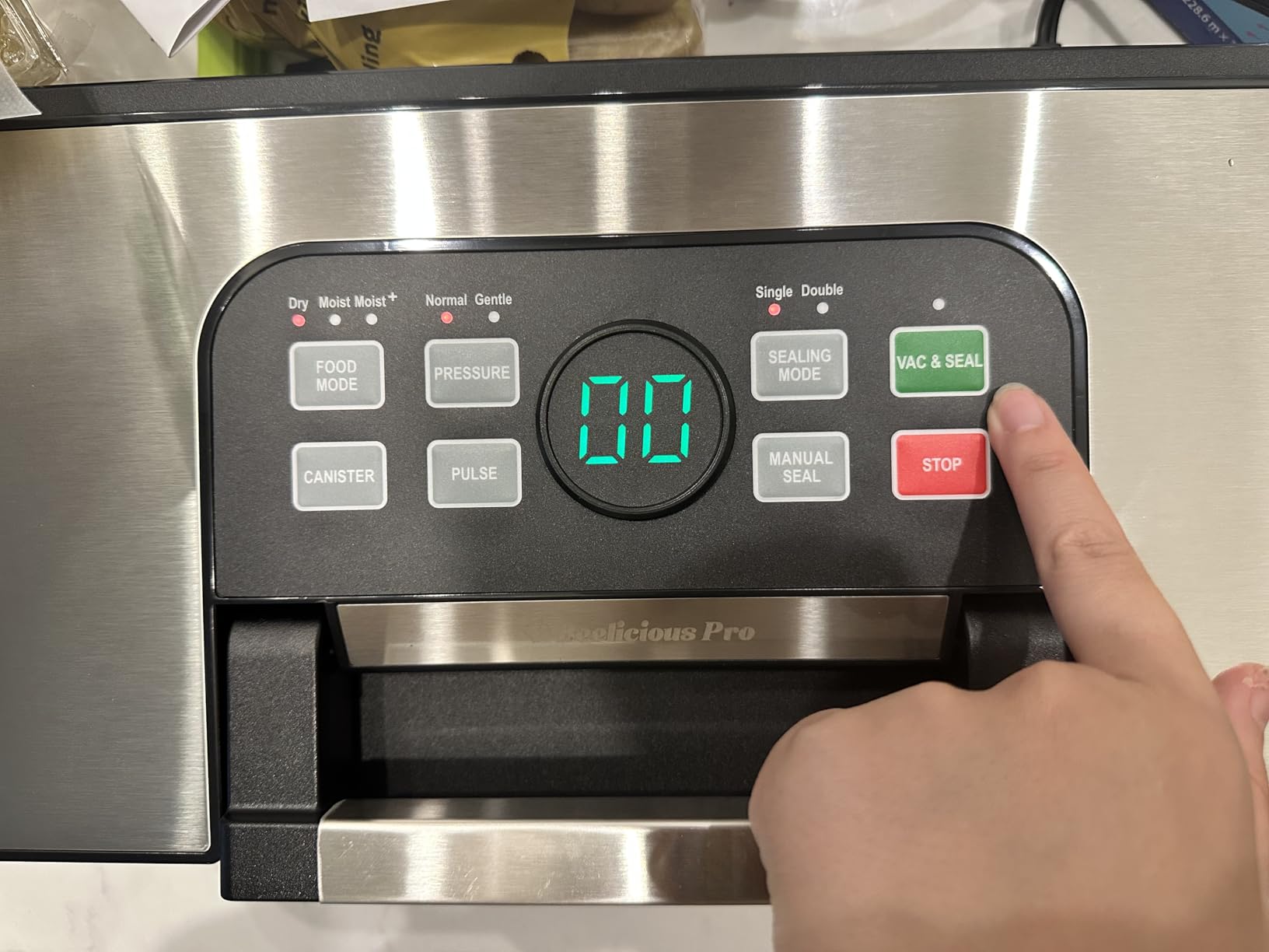 95Kpa Precision Pro Vacuum Sealer, with Double Heat Seal & Dual-Pump for Dry/Moist Food, 2X Strength, Food Vacuum Sealer Machine with Easy-Lock Handle, Built-in Cutter & Bag Storage, Stainless Steel customer photo 2
