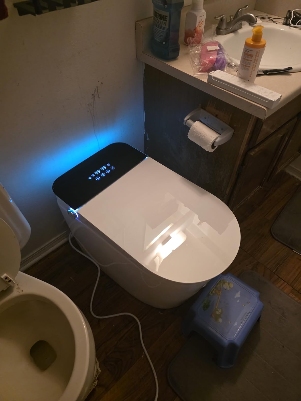 Glendan Smart Toilet Auto Flush: Off Seat Dual Flush One Piece Toilet, Elongated Heated Toilet Seat, Electric Tankless Toilets with Night Light, Remote, Pre Wet, Soft Close Seat&Lid, ADA Height customer photo 1