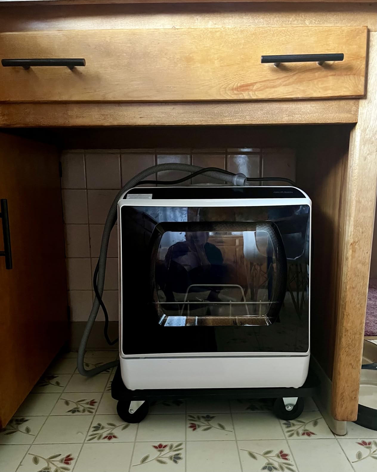 AIRMSEN Portable Countertop Dishwashers, 5 Washing Programs Mini Dishwashers with 1.2 Gal Built-in Water Tank and Double-layered Glass Door, No Hookup Needed for Home, Apartments & RVs customer photo 2