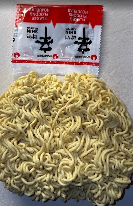 Nongshim Shin Ramyun & Shin Black, Spicy Korean Ramen Noodles, 8 Packs | Instant ramen duo with classic spicy beef and deeper beef-bone broth profiles customer photo 2