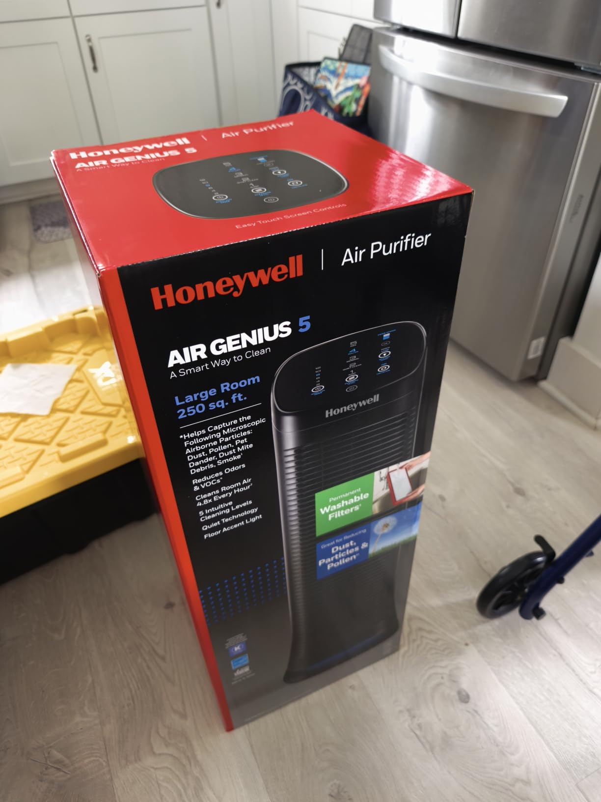Honeywell Air Genius 5 Air Purifier for Large Rooms up to 1200 Ft², Permanent Washable Filters, Reduces Dust, Pollen, Pet Dander, Odors, Smoke, Black, HFD320 customer photo 1