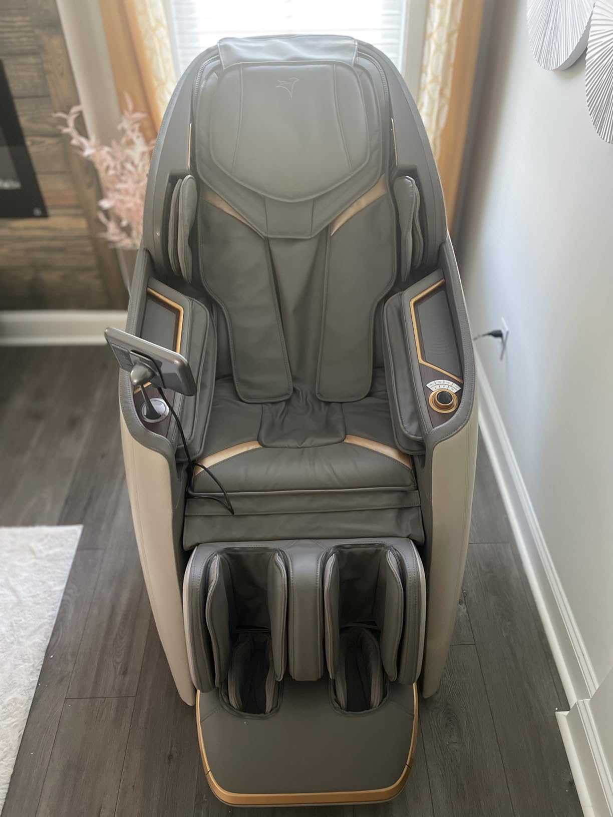 Alfine A860 Full Body 4D Massage Chair - Intelligent Health Detection, Dual-Core System, Zero Gravity Recline, Premium Leather, Customizable Programs, Smartphone Control (Black) customer photo 1