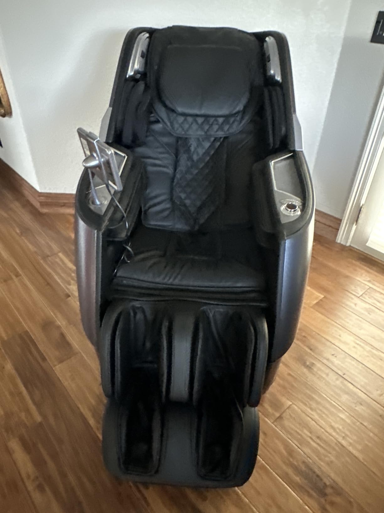 4D Massage Chair Full Body Zero Gravity OverSize Recliner with Body Scan | 55