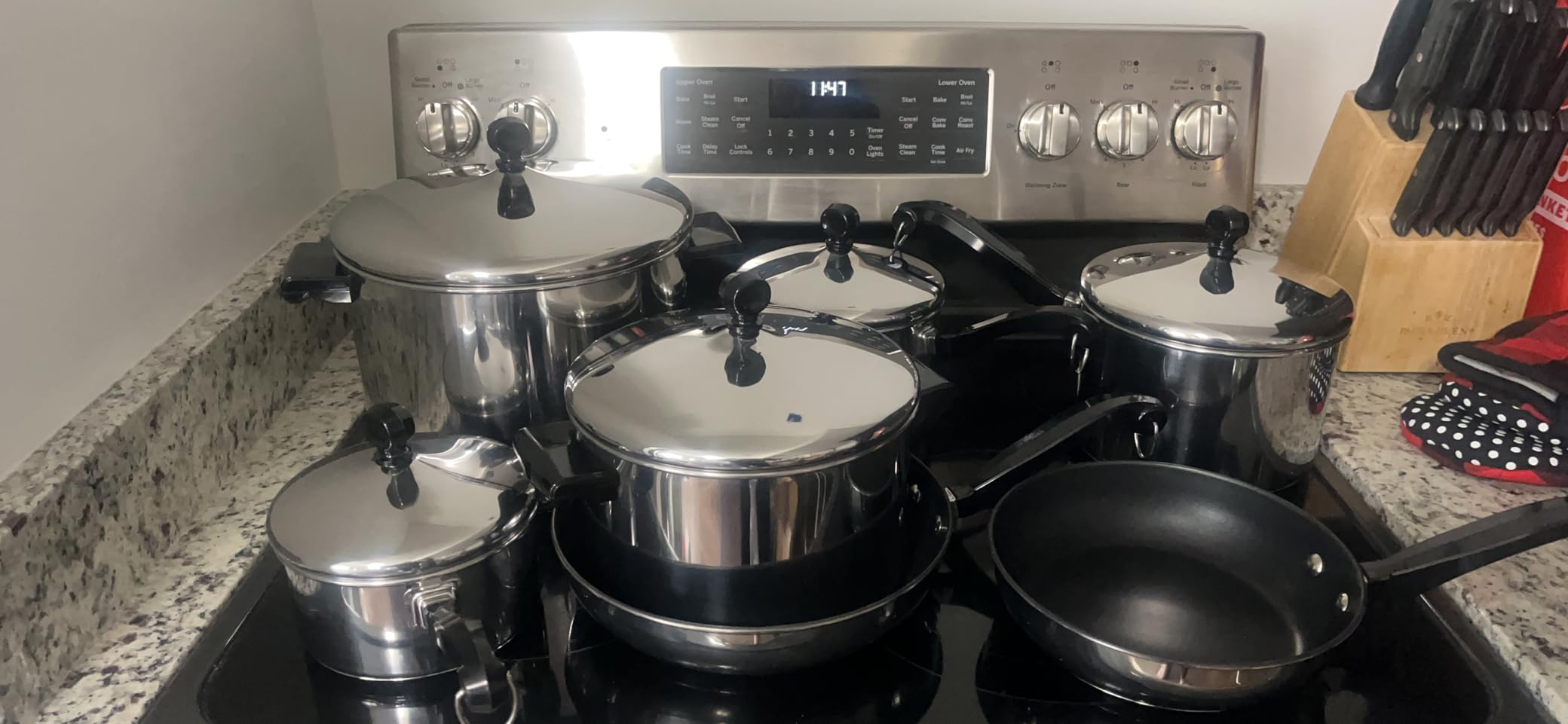 Farberware Classic Series Stainless Steel Pots and Pans Set, 15-Piece | Nonstick cookware, even heating, cooking pot set, induction compatible, dishwasher safe, oven safe customer photo 1